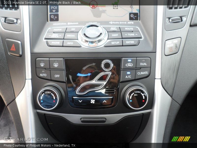 Controls of 2013 Sonata SE 2.0T