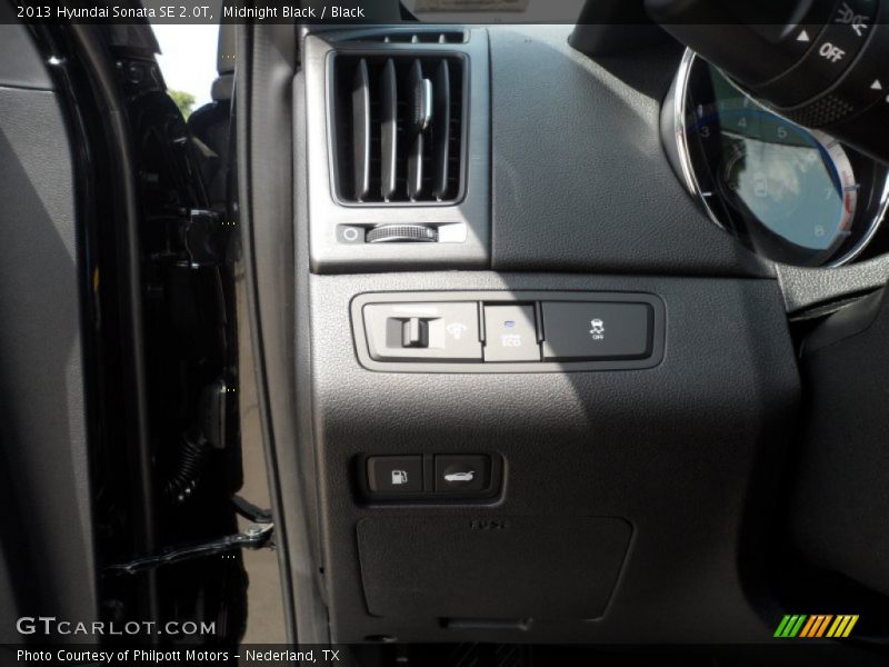 Midnight Black / Black 2013 Hyundai Sonata SE 2.0T