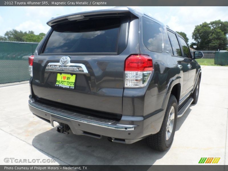 Magnetic Gray Metallic / Graphite 2012 Toyota 4Runner SR5