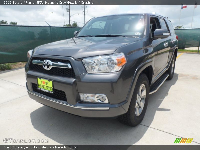 Magnetic Gray Metallic / Graphite 2012 Toyota 4Runner SR5