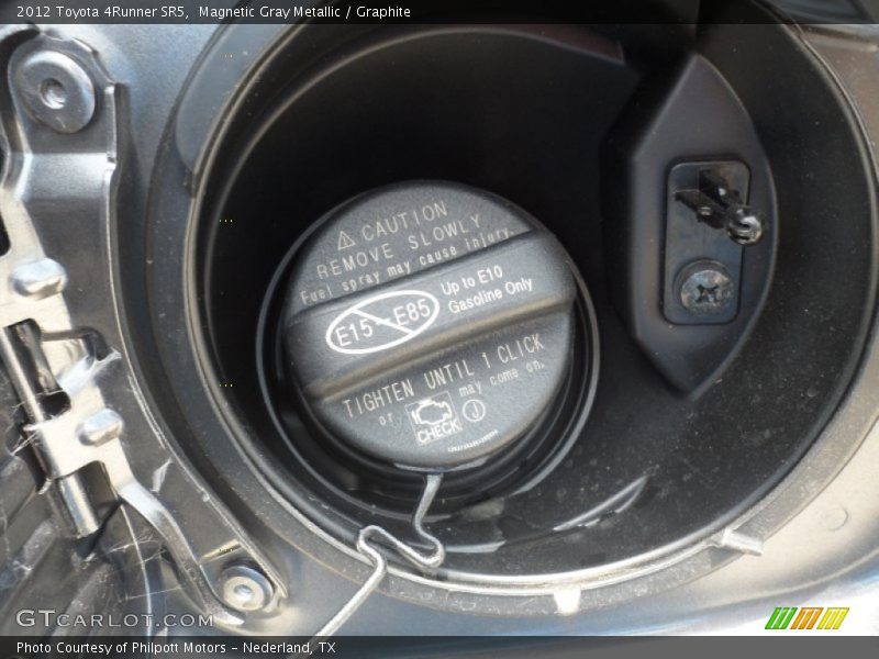 Magnetic Gray Metallic / Graphite 2012 Toyota 4Runner SR5
