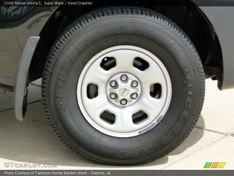  2006 Xterra S Wheel