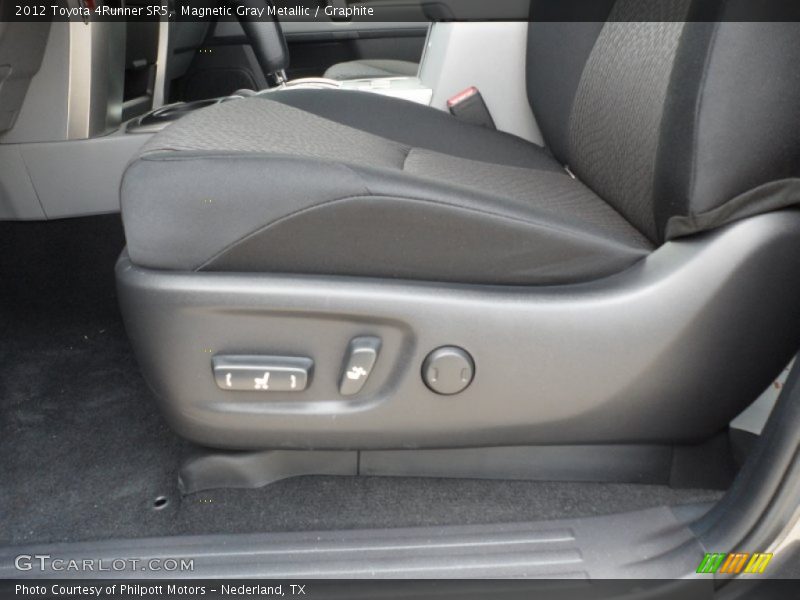 Magnetic Gray Metallic / Graphite 2012 Toyota 4Runner SR5