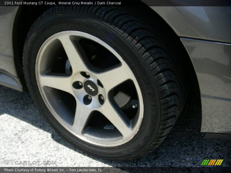  2001 Mustang GT Coupe Wheel