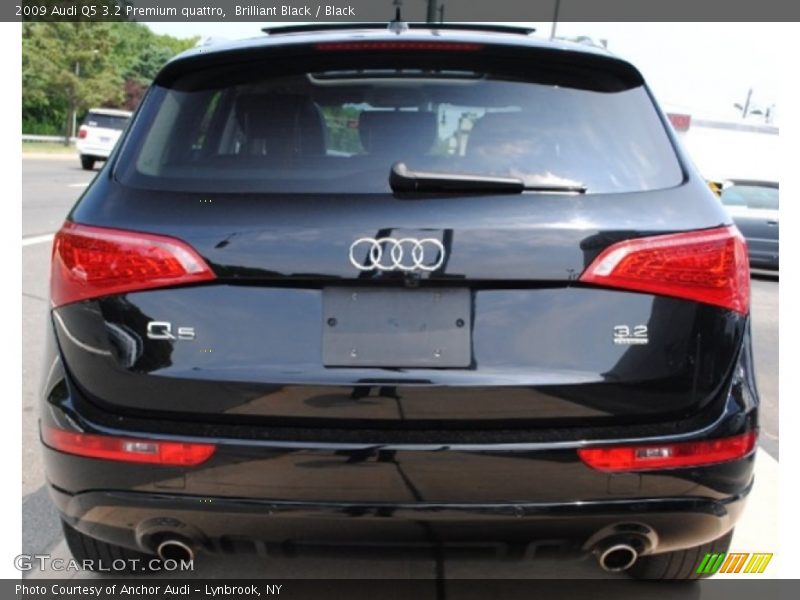 Brilliant Black / Black 2009 Audi Q5 3.2 Premium quattro