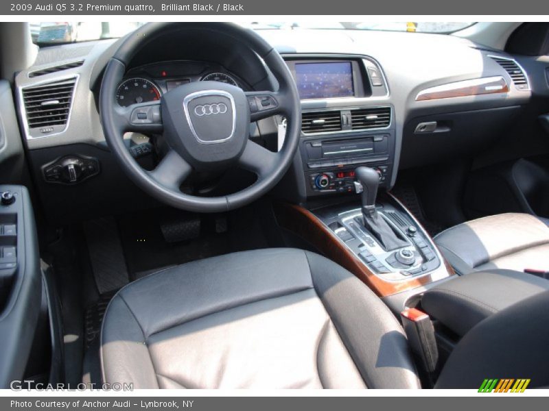 Brilliant Black / Black 2009 Audi Q5 3.2 Premium quattro