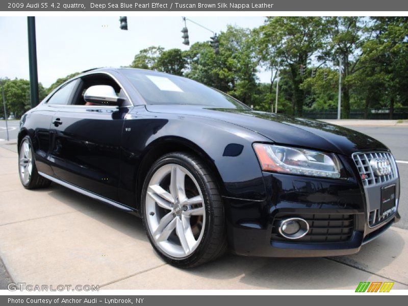 Front 3/4 View of 2009 S5 4.2 quattro