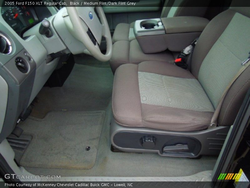 Black / Medium Flint/Dark Flint Grey 2005 Ford F150 XLT Regular Cab
