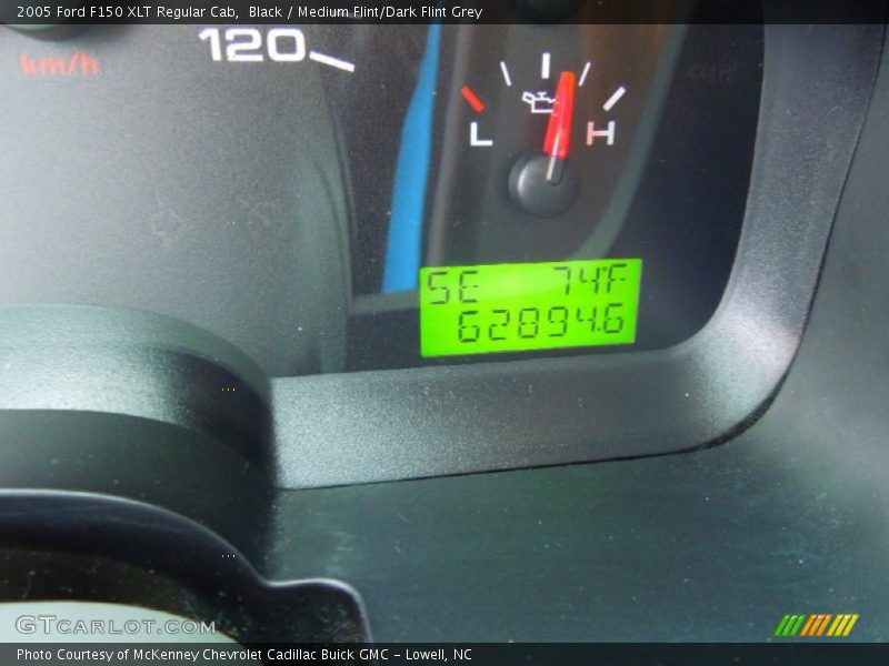 Black / Medium Flint/Dark Flint Grey 2005 Ford F150 XLT Regular Cab