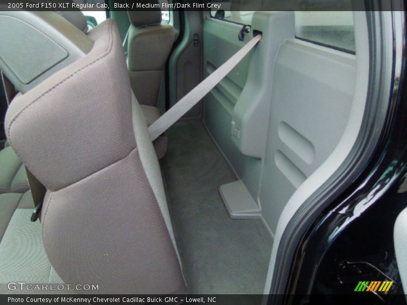 Black / Medium Flint/Dark Flint Grey 2005 Ford F150 XLT Regular Cab