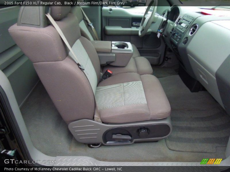 Black / Medium Flint/Dark Flint Grey 2005 Ford F150 XLT Regular Cab