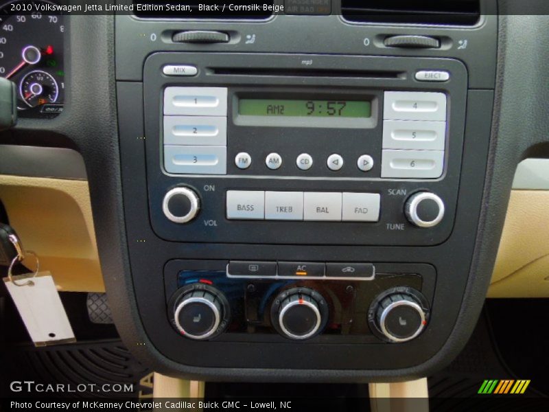 Black / Cornsilk Beige 2010 Volkswagen Jetta Limited Edition Sedan