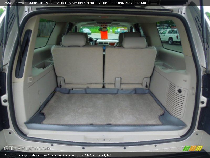 Silver Birch Metallic / Light Titanium/Dark Titanium 2008 Chevrolet Suburban 1500 LTZ 4x4