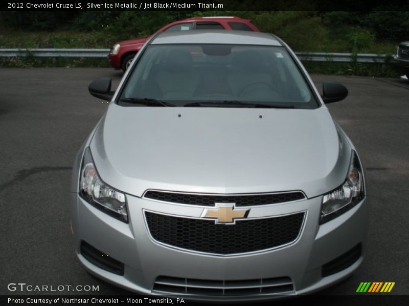 Silver Ice Metallic / Jet Black/Medium Titanium 2012 Chevrolet Cruze LS