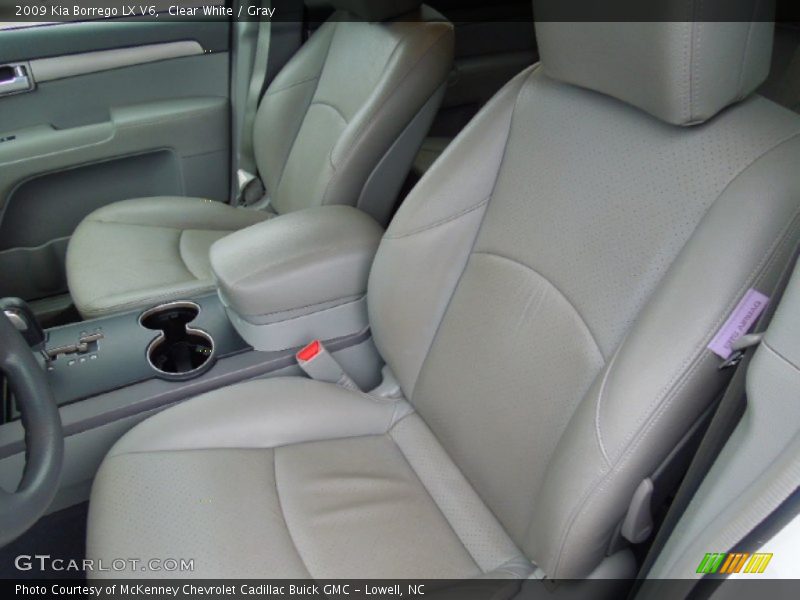 Clear White / Gray 2009 Kia Borrego LX V6