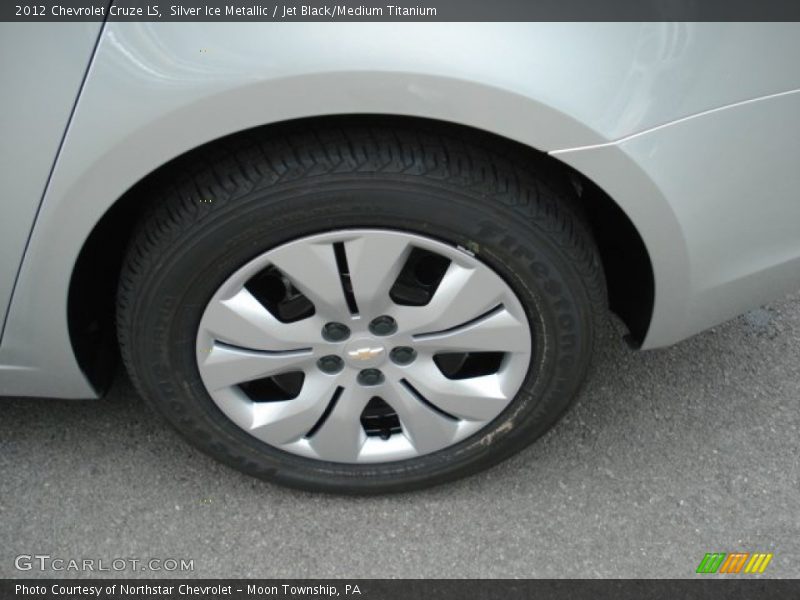 Silver Ice Metallic / Jet Black/Medium Titanium 2012 Chevrolet Cruze LS