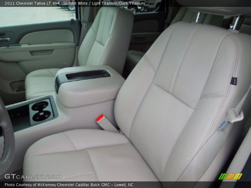 Summit White / Light Titanium/Dark Titanium 2011 Chevrolet Tahoe LT 4x4