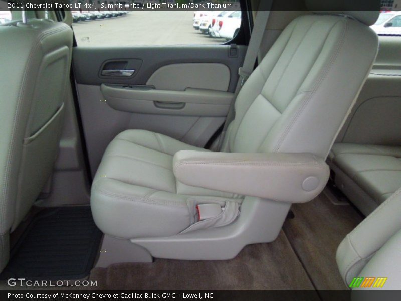 Summit White / Light Titanium/Dark Titanium 2011 Chevrolet Tahoe LT 4x4