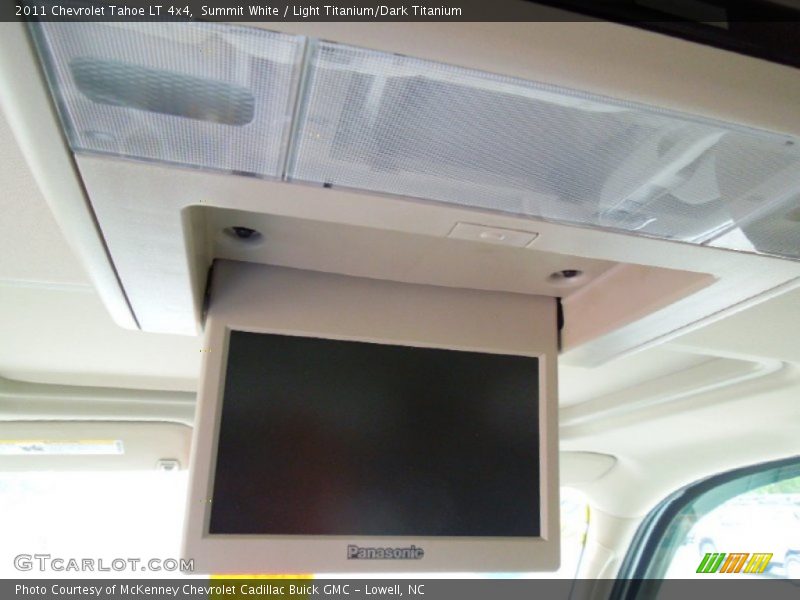 Summit White / Light Titanium/Dark Titanium 2011 Chevrolet Tahoe LT 4x4