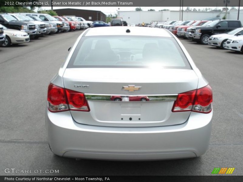 Silver Ice Metallic / Jet Black/Medium Titanium 2012 Chevrolet Cruze LS