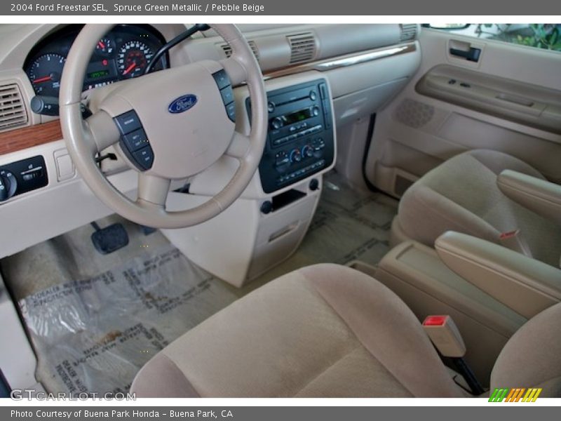 Spruce Green Metallic / Pebble Beige 2004 Ford Freestar SEL