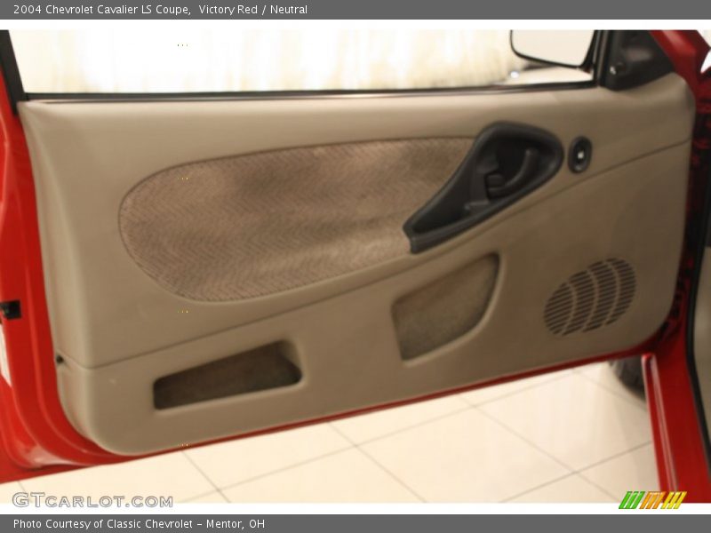 Victory Red / Neutral 2004 Chevrolet Cavalier LS Coupe