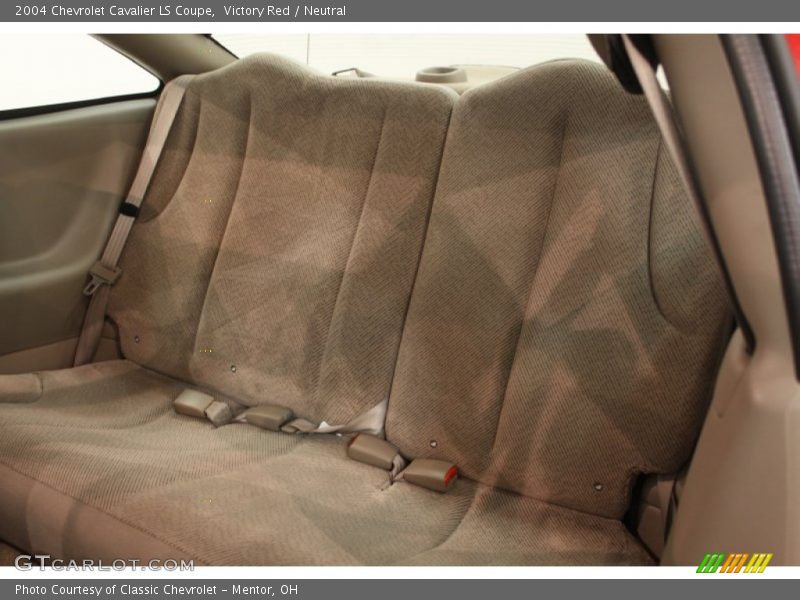 Victory Red / Neutral 2004 Chevrolet Cavalier LS Coupe
