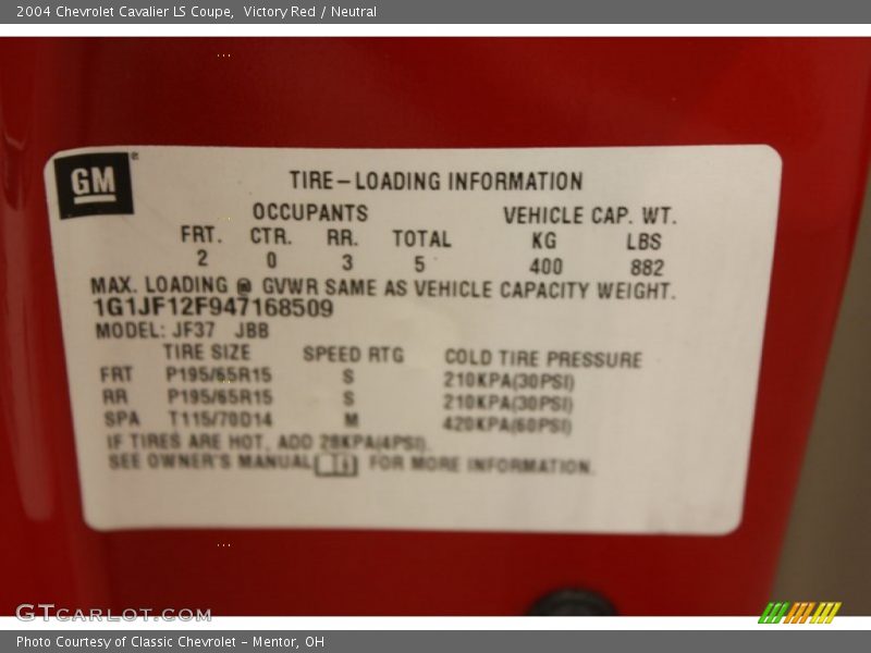 Victory Red / Neutral 2004 Chevrolet Cavalier LS Coupe
