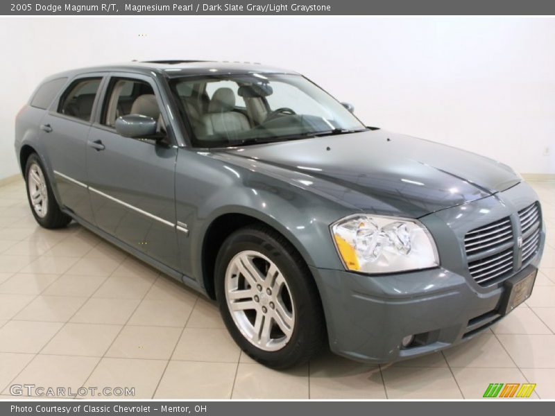 Magnesium Pearl / Dark Slate Gray/Light Graystone 2005 Dodge Magnum R/T