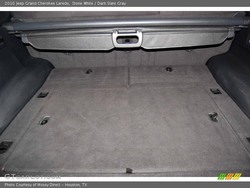 Stone White / Dark Slate Gray 2010 Jeep Grand Cherokee Laredo