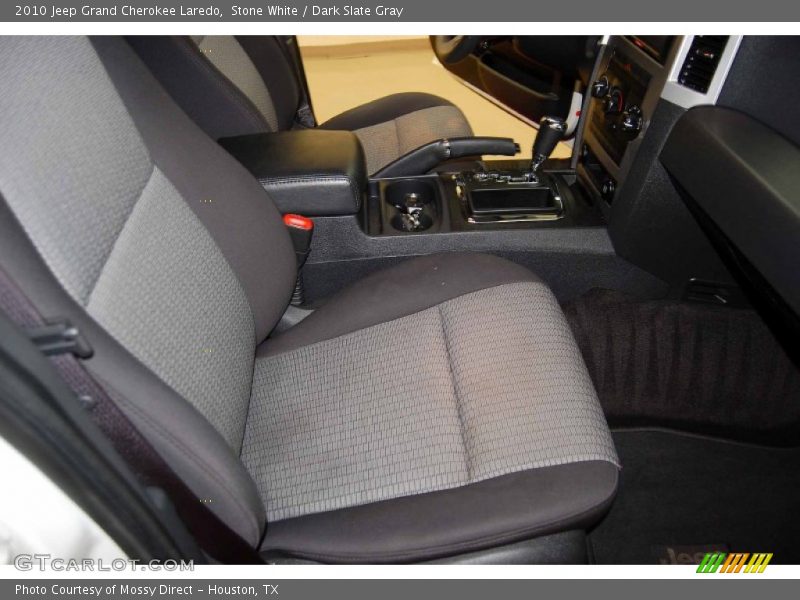 Stone White / Dark Slate Gray 2010 Jeep Grand Cherokee Laredo