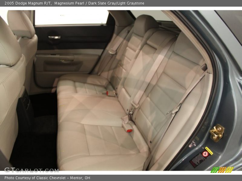 Magnesium Pearl / Dark Slate Gray/Light Graystone 2005 Dodge Magnum R/T