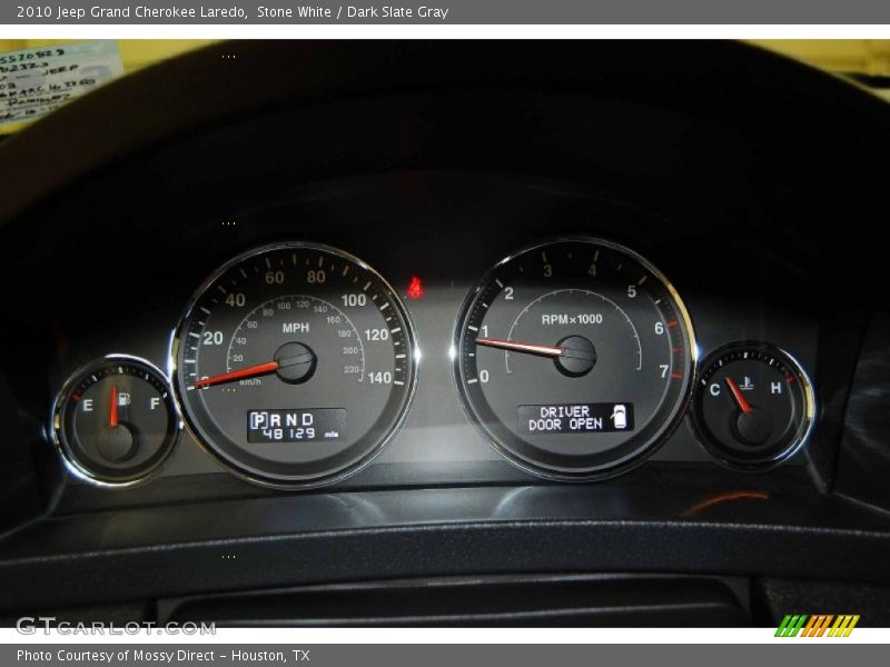 Stone White / Dark Slate Gray 2010 Jeep Grand Cherokee Laredo