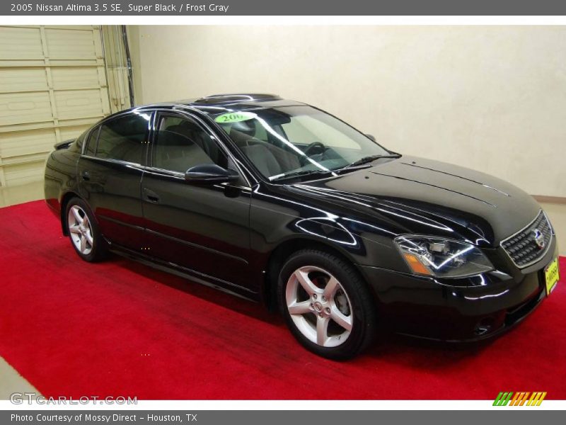 Super Black / Frost Gray 2005 Nissan Altima 3.5 SE