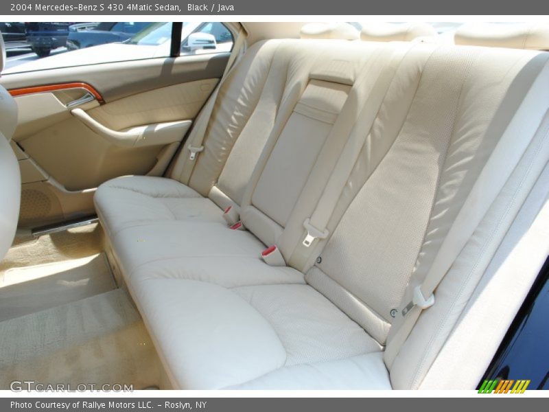 Rear Seat of 2004 S 430 4Matic Sedan