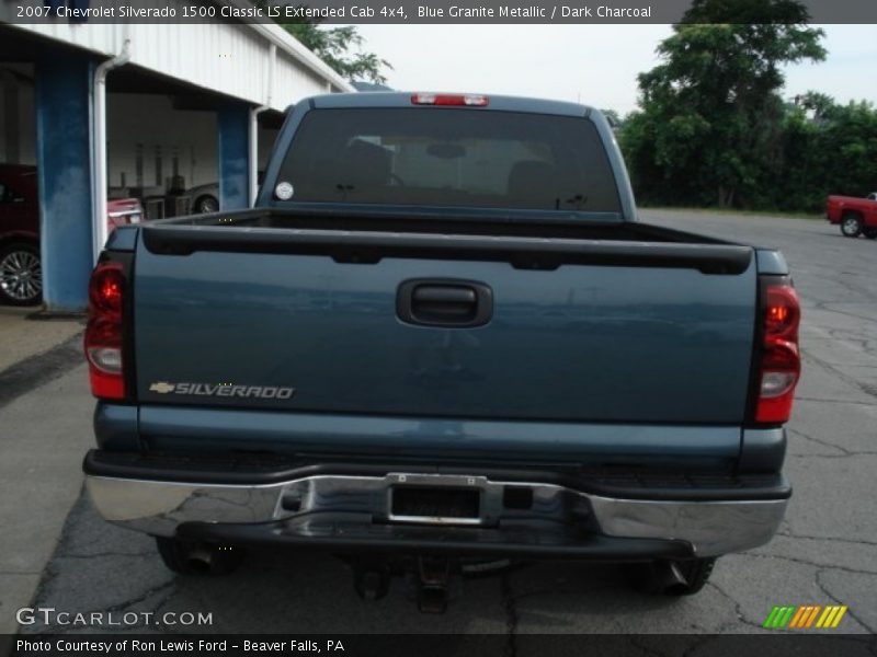 Blue Granite Metallic / Dark Charcoal 2007 Chevrolet Silverado 1500 Classic LS Extended Cab 4x4