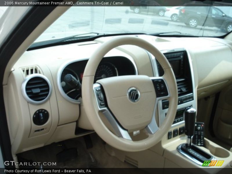 Cashmere Tri-Coat / Camel 2006 Mercury Mountaineer Premier AWD