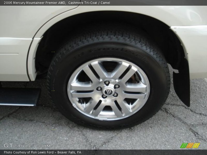 Cashmere Tri-Coat / Camel 2006 Mercury Mountaineer Premier AWD