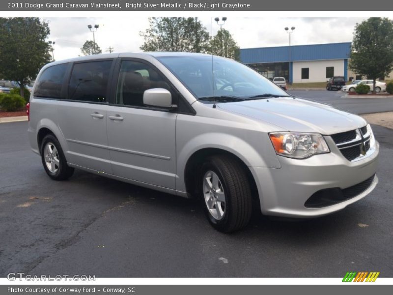 Bright Silver Metallic / Black/Light Graystone 2011 Dodge Grand Caravan Mainstreet