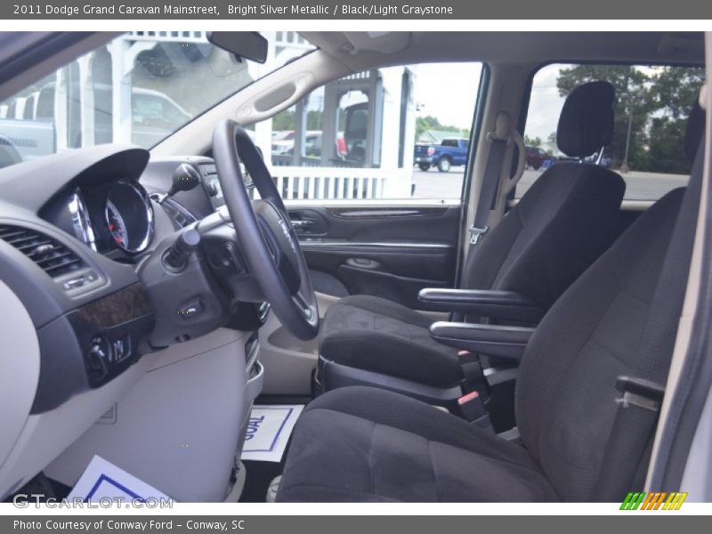 Bright Silver Metallic / Black/Light Graystone 2011 Dodge Grand Caravan Mainstreet