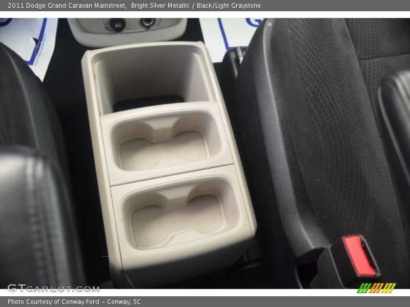 Bright Silver Metallic / Black/Light Graystone 2011 Dodge Grand Caravan Mainstreet