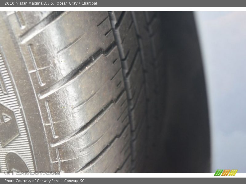 Ocean Gray / Charcoal 2010 Nissan Maxima 3.5 S