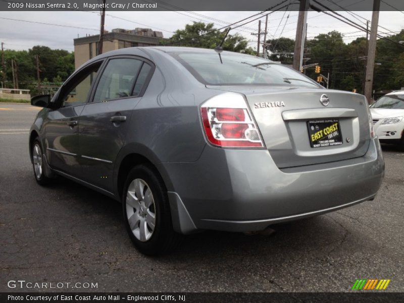 Magnetic Gray / Charcoal 2009 Nissan Sentra 2.0
