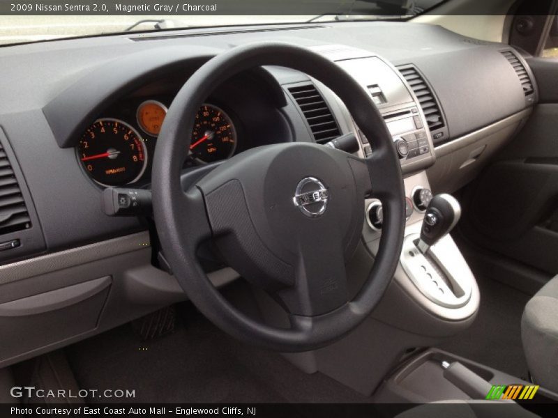 Magnetic Gray / Charcoal 2009 Nissan Sentra 2.0