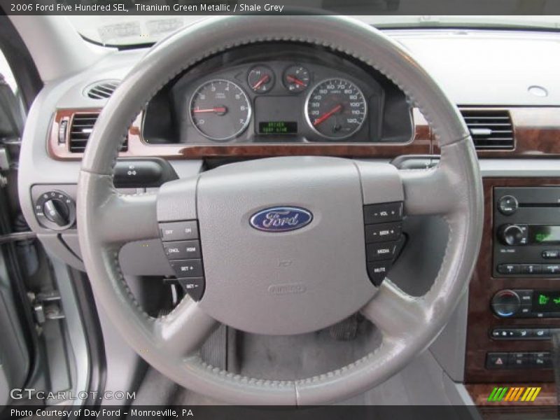  2006 Five Hundred SEL Steering Wheel