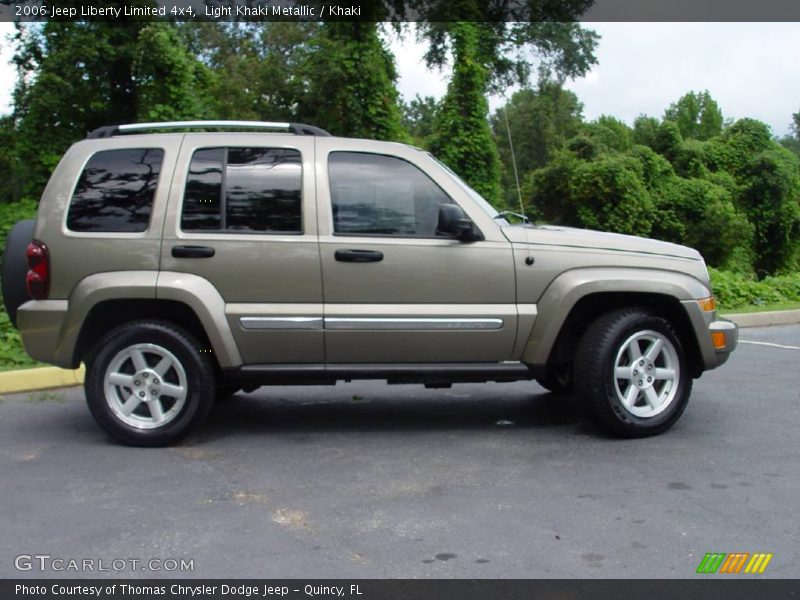 Light Khaki Metallic / Khaki 2006 Jeep Liberty Limited 4x4