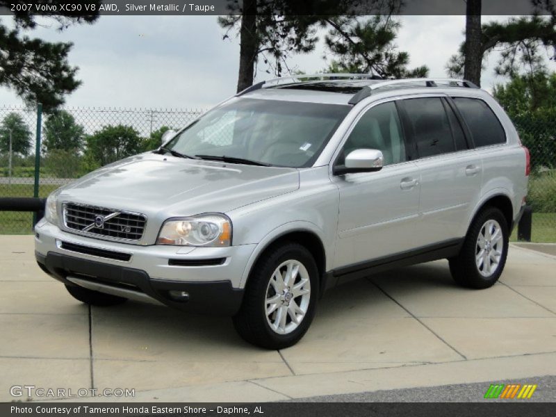 Front 3/4 View of 2007 XC90 V8 AWD