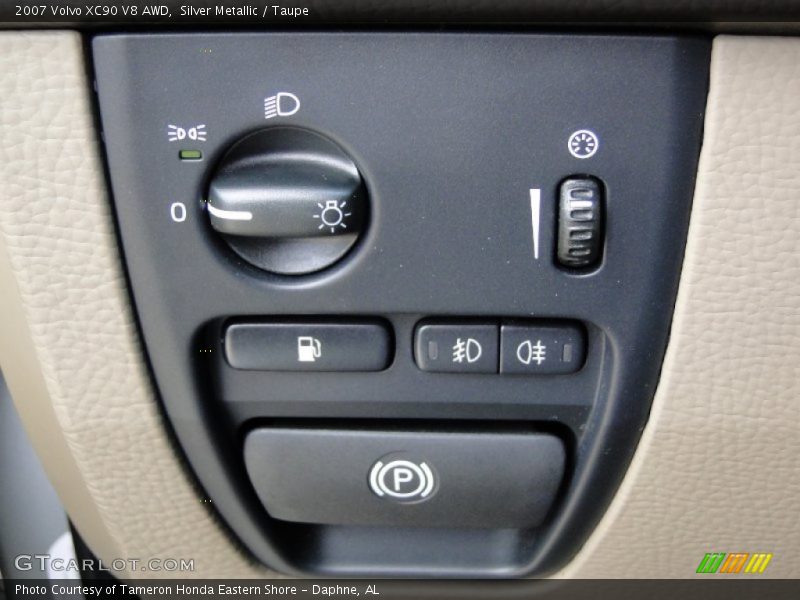 Controls of 2007 XC90 V8 AWD