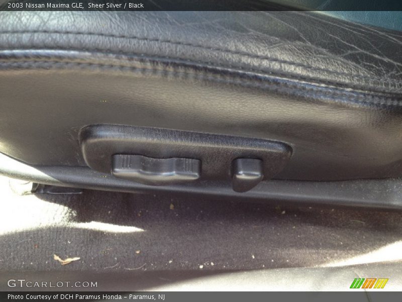 Sheer Silver / Black 2003 Nissan Maxima GLE