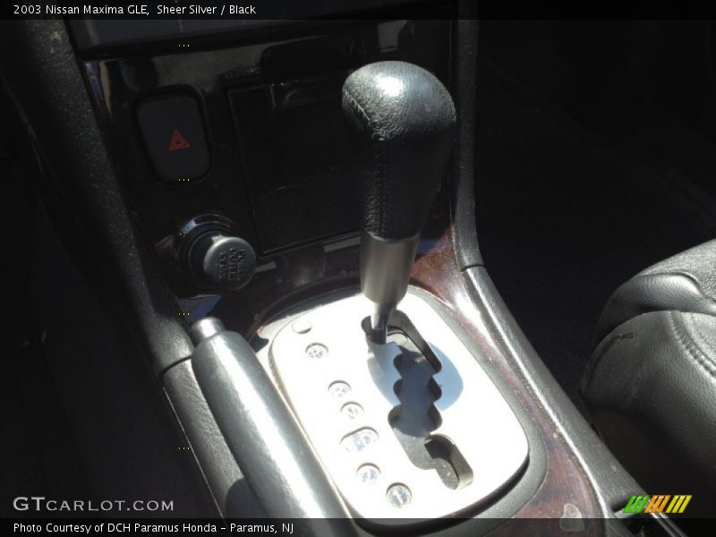Sheer Silver / Black 2003 Nissan Maxima GLE